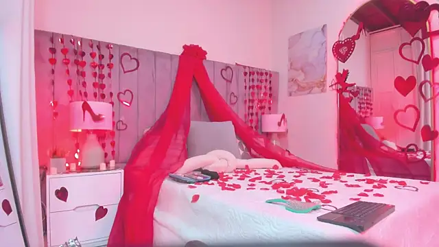 Valentino moretti online show from 02.16.26