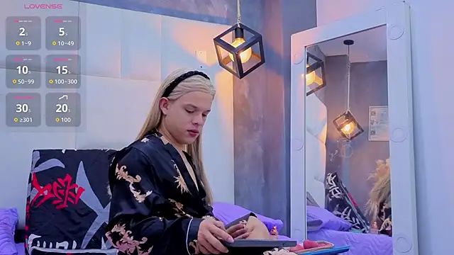 Valentino moretti online show from 04.20.26