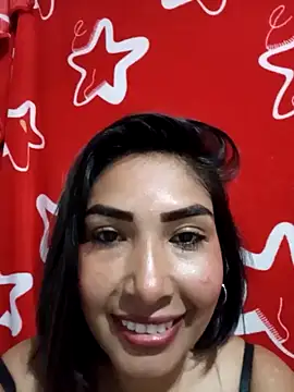 MiaaCastro online show from 11.18.25