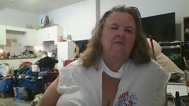 TiguhguhrsRose online show from 11.25.25