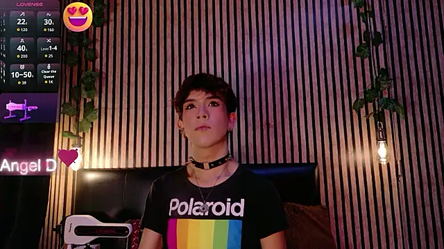 Snapshot of Angeldust19 chatting on 02.04.26 Angeldust19 online show from 02.04.26