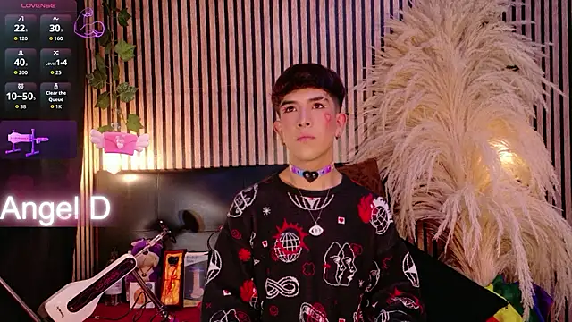 Snapshot of Angeldust19 chatting on 02.11.26 Angeldust19 online show from 02.11.26