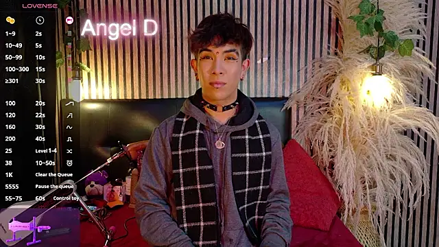 Snapshot of Angeldust19 chatting on 03.03.26 Angeldust19 online show from 03.03.26