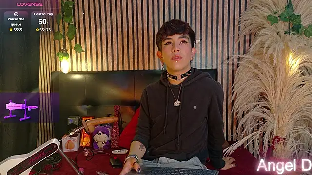 Angeldust19 online show from 03.15.26