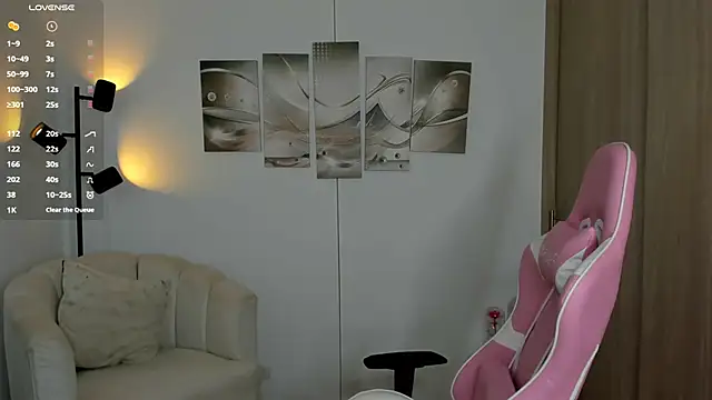 haileyflorez  online show from 05.21.26