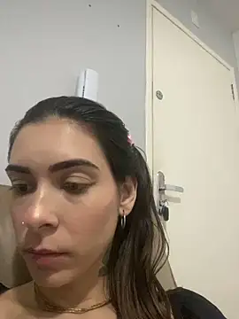 Snapshot of fer-nanda chatting on 02.12.26 fer-nanda online show from 02.12.26