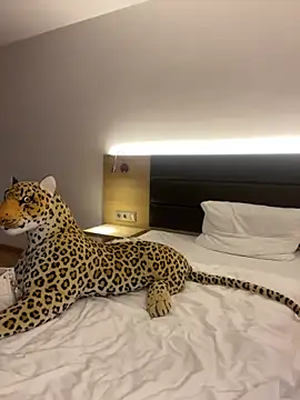 Hannah-2007 online show from 04.27.26