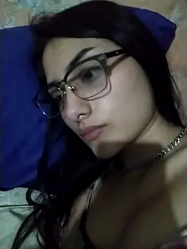 Snapshot of Guarnerstyle chatting on 11.16.25 Guarnerstyle online show from 11.16.25