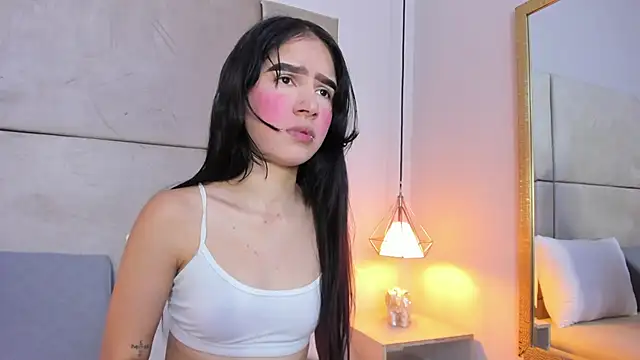 Snapshot of angelaG1 chatting on 11.25.25 angelaG1 online show from 11.25.25