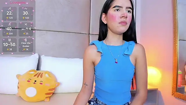 Snapshot of angelaG1 chatting on 12.13.25 angelaG1 online show from 12.13.25