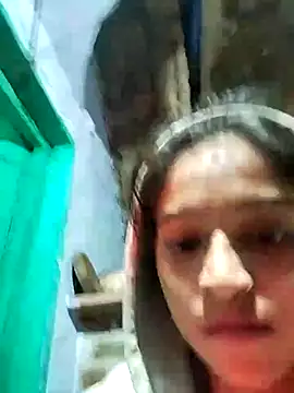 Snapshot of Mohni_hote chatting on 11.16.25 Mohni hote online show from 11.16.25