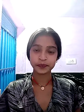 Snapshot of Mohni_hote chatting on 12.14.25 Mohni hote online show from 12.14.25