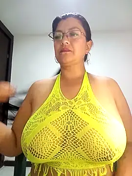 Snapshot of CelesteAlvarez1989 chatting on 05.10.26 CelesteAlvarez1989 online show from 05.10.26