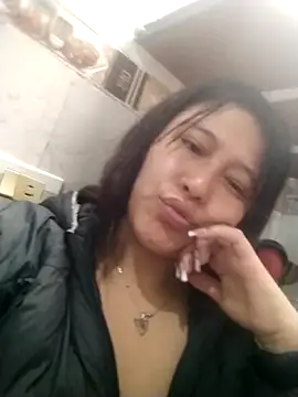 Snapshot of Kitty_25x chatting on 11.15.25 Kitty 25x online show from 11.15.25