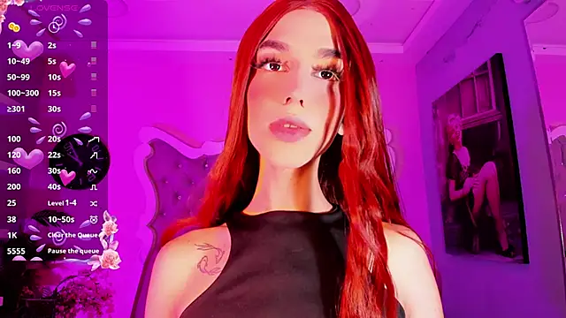 Snapshot of LeslieAmor1 chatting on 12.05.25 LeslieAmor1 online show from 12.05.25