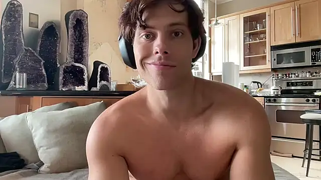 Snapshot of alex_islivee chatting on 07.26.26 alex islivee online show from 07.26.26