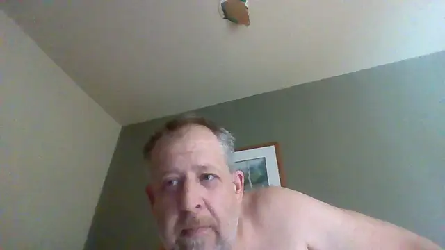 Snapshot of Mikey40wv chatting on 11.22.25 Mikey40wv online show from 11.22.25