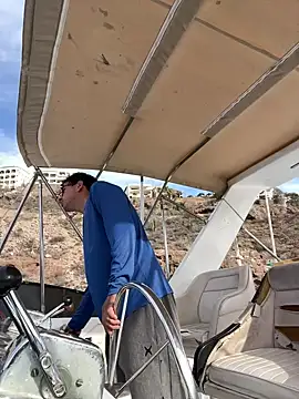 algila08 online show from 04.19.26