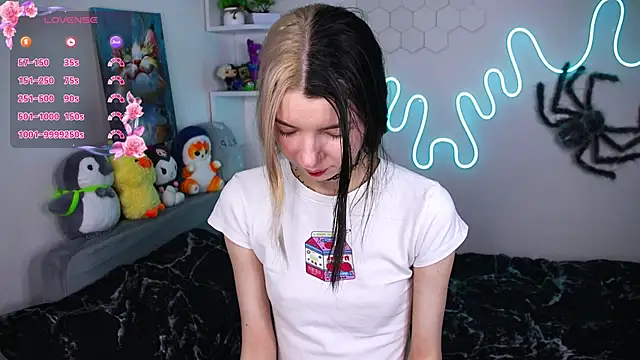 Emmie shy online show from 04.08.26