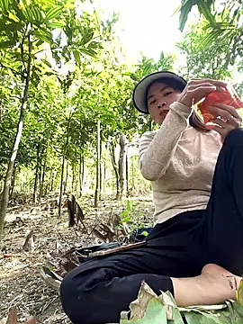 Snapshot of pitty_mymi chatting on 02.27.26 pitty mymi online show from 02.27.26