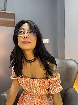 AmbarOishi   online show from 01.10.26