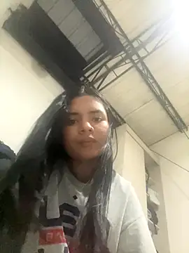 Snapshot of lizmy chatting on 11.24.25 lizmy online show from 11.24.25