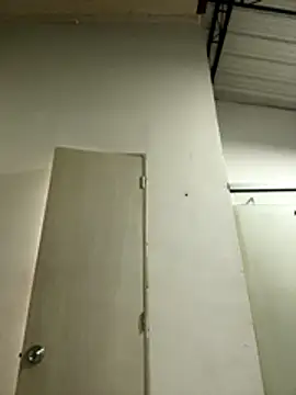 Snapshot of lizmy chatting on 11.27.25 lizmy online show from 11.27.25