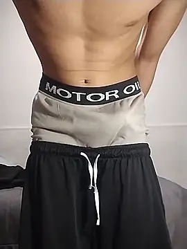Snapshot of Roisesex chatting on 04.14.26 Roisesex online show from 04.14.26