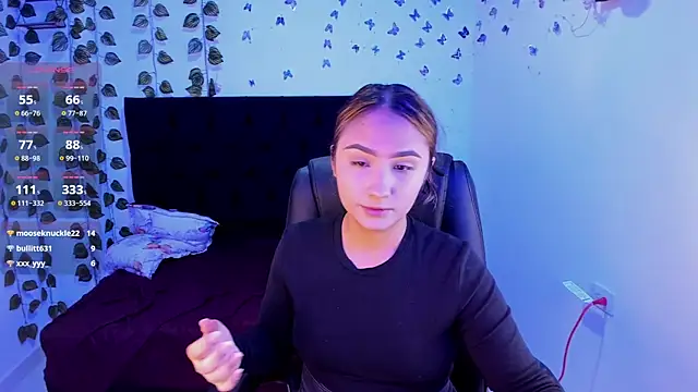 Snapshot of Anna_valerious7 chatting on 11.30.25 Anna valerious7 online show from 11.30.25