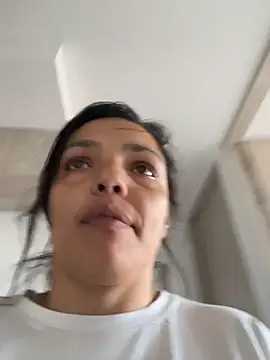 LaraDanverss online show from 04.04.26