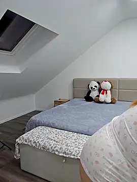 Snapshot of Nina4Velour chatting on 12.03.25 Nina4Velour online show from 12.03.25