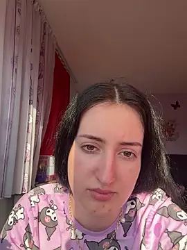 Snapshot of elenaalena chatting on 12.14.25 elenaalena online show from 12.14.25