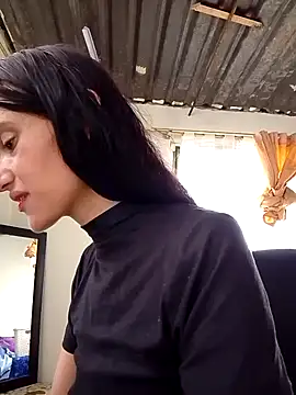 Snapshot of Milky_cielo_ chatting on 11.27.25 Milky cielo online show from 11.27.25