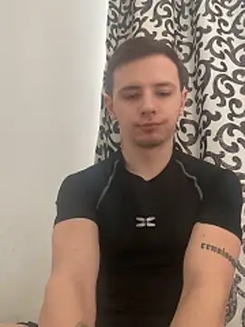 Snapshot of Renaissance1929 chatting on 11.16.25 Renaissance1929 online show from 11.16.25