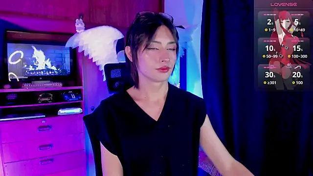  Angell Dustt Star online show from 04.20.26