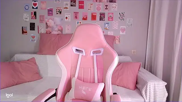 Lexi Bottom online show from 03.11.26