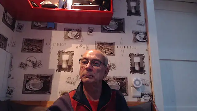 Snapshot of raini14770 chatting on 11.27.25 raini14770 online show from 11.27.25