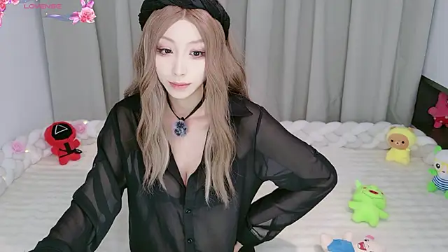 Snapshot of Lulu_QAQ chatting on 06.12.26 Lulu QAQ online show from 06.12.26