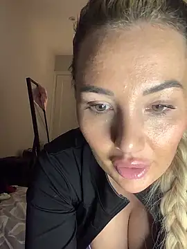 Snapshot of xoxohan11 chatting on 03.26.26 xoxohan11 online show from 03.26.26