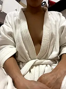 brunalameo online show from 11.28.25