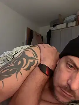 Snapshot of PP_12345 chatting on 12.14.25 PP 12345 online show from 12.14.25