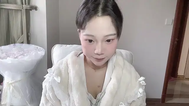 Snapshot of Sep-oo chatting on 11.23.25 Sep-oo online show from 11.23.25