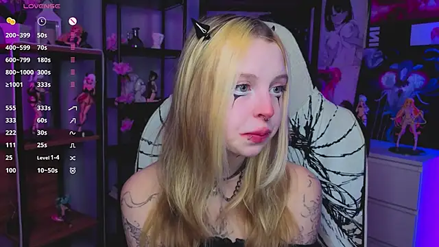 ElvenQueen online show from 11.19.25