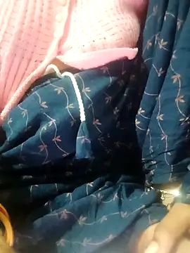 Anushasharma89 online show from 12.15.25