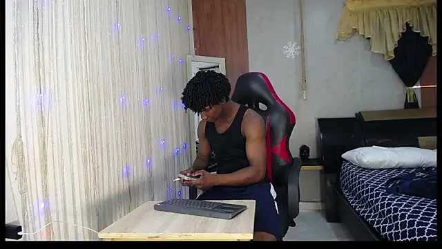 Snapshot of negga_cum chatting on 02.03.26 negga cum online show from 02.03.26