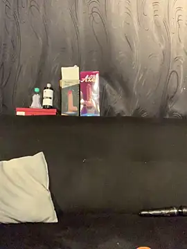 Dannii- online show from 02.17.26