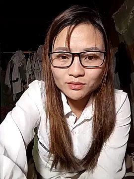 Lee-Thee online show from 12.03.25