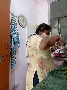 CUTE-LOVE-SWEETS online show from 04.11.26