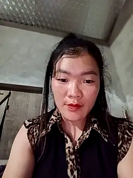 Snapshot of meomeo-00 chatting on 12.16.25 meomeo-00 online show from 12.16.25