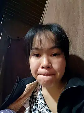 Xiu-L online show from 11.23.25